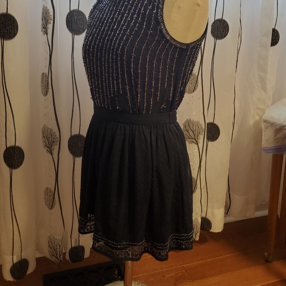 HOLLISTER short mini skirt size small - Picture 2 of 4